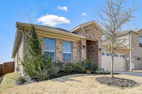 716 Crabapple Dr, Glenn Heights, TX 75154