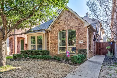 2453 Sunderland Ln, Lewisville, TX 75067