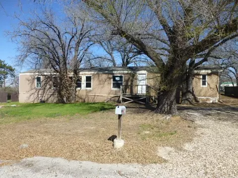 619 Lost Trl, Granbury, TX 76049