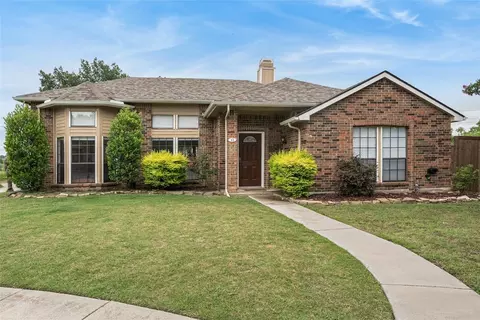 12 O Hare Cir, The Colony, TX 75056