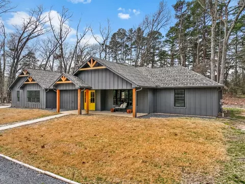 65 King Carl Ct, Mount Vernon, TX 75457