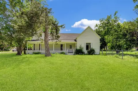 209 E San Saba St, Wortham, TX 76693
