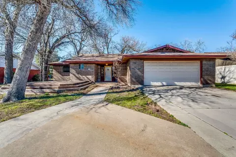 1160 N Lillian St, Stephenville, TX 76401