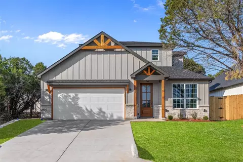 5856 Black Pine Cir, Granbury, TX 76048