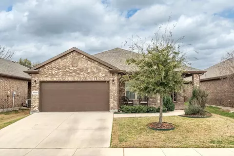 13829 Horseshoe Canyon Rd, Roanoke, TX 76262