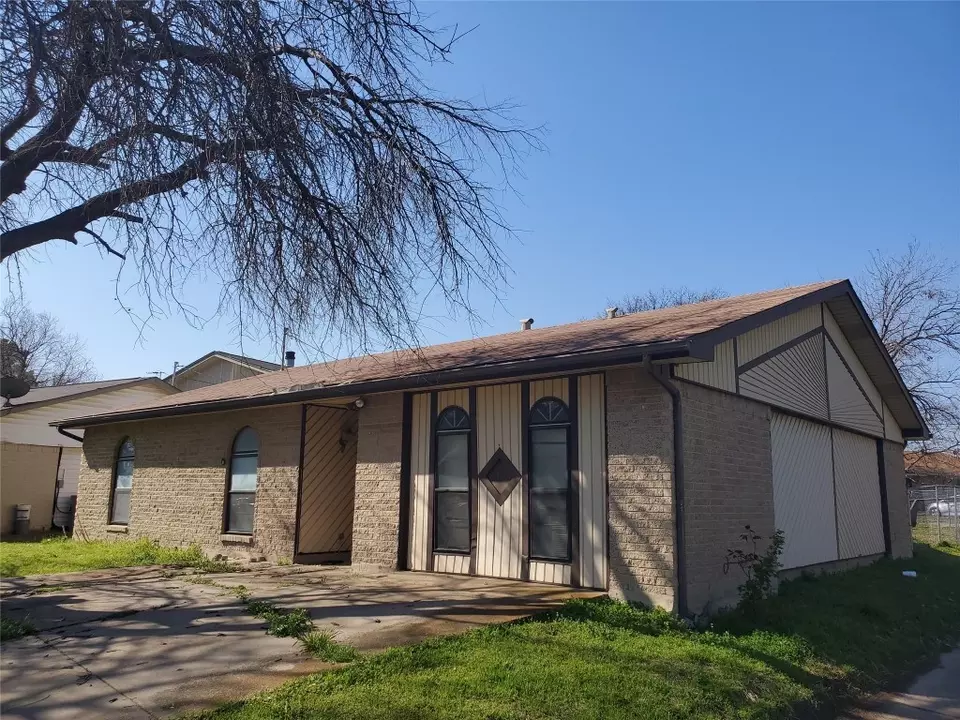 3105 Elm Dr, Grand Prairie, TX 75052 31 Photos Movoto