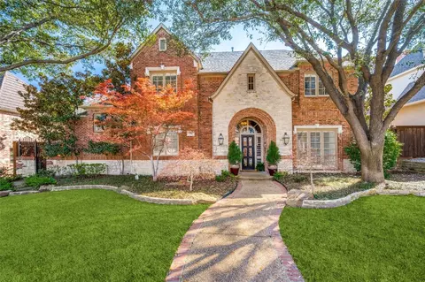 5712 Caroline Ct, Plano, TX 75093