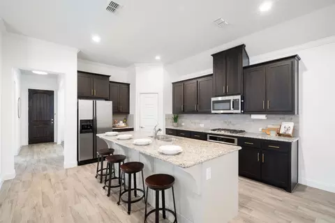 Kitchen - 928 10th St, Argyle, TX 76226 photo 3 of 5