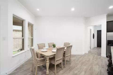 Dining - 928 10th St, Argyle, TX 76226 photo 1 of 2