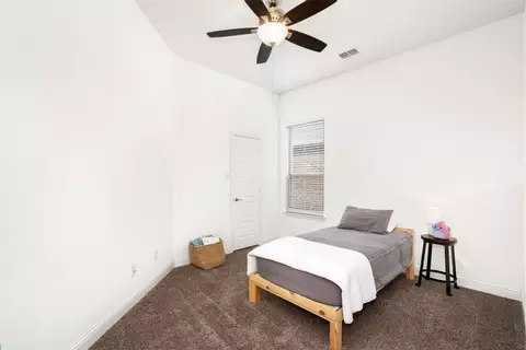 Bedroom - 928 10th St, Argyle, TX 76226 photo 3 of 6