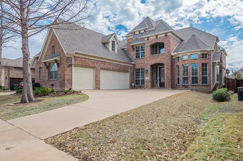 650 Griffin St, Lantana, TX 76226