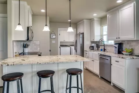 Kitchen - 1630 E Cherry Ct, Cleburne, TX 76031 photo 5 of 5