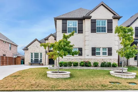 4033 Rancho Milagro Dr, Fort Worth, TX 76179