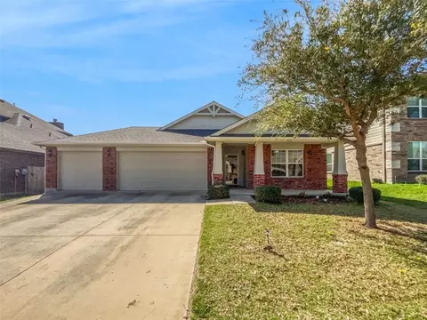 5313 Molasses Dr, Fort Worth, TX 76179