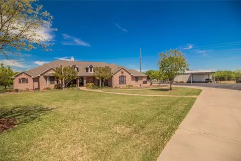 46 Stage Coach Rd, Fort Worth, TX 76244