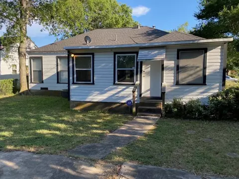 5821 E Mockingbird Ln, Dallas, TX 75206