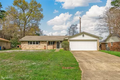 9107 Watchwood Dr, Haughton, LA 71037