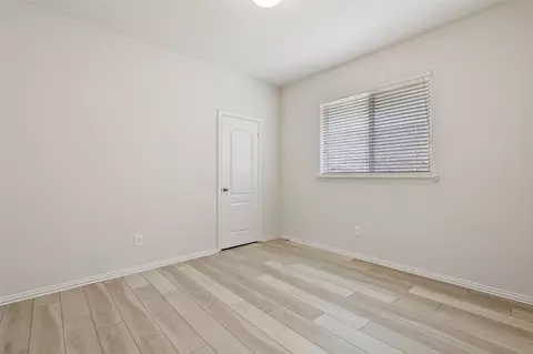 Bedroom - 560 Sheldon Rd, Argyle, TX 76226 photo 2 of 3