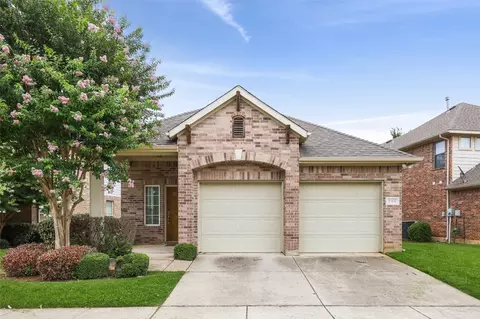 560 Sheldon Rd, Argyle, TX 76226