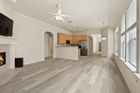 Living - 560 Sheldon Rd, Argyle, TX 76226 photo 1 of 1