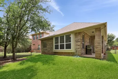 Exterior - 560 Sheldon Rd, Argyle, TX 76226 photo 5 of 6