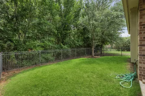 Exterior - 560 Sheldon Rd, Argyle, TX 76226 photo 6 of 6