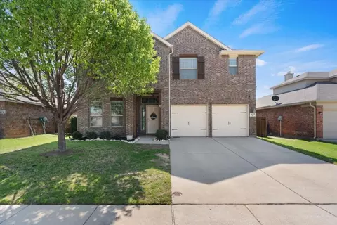 417 Braewick Dr, Fort Worth, TX 76131
