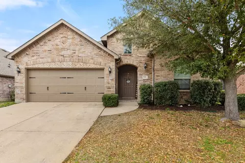 1010 Castroville Dr, Forney, TX 75126