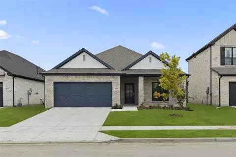 470 Water Valley Dr, Lavon, TX 75166