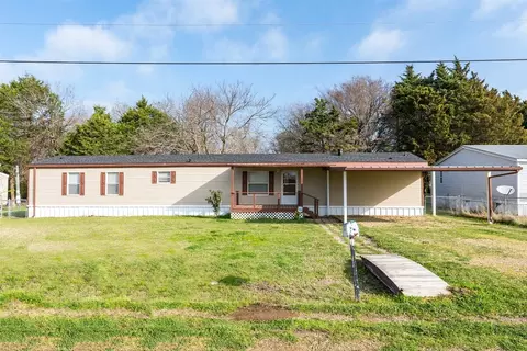 423 Kaci Jo Dr, Mabank, TX 75147