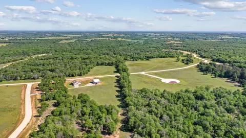 8016 Oak Grove Ct, Poolville, TX 76487
