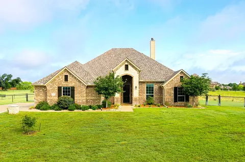 125 N Ridge Ct, Weatherford, TX 76088