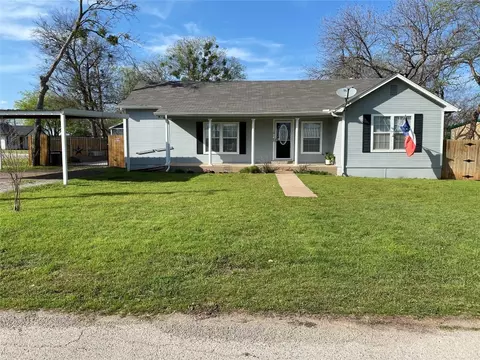 101 Nolan St, Rio Vista, TX 76093
