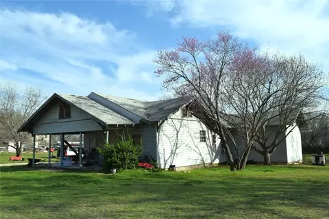 806 Estel St, Weatherford, TX 76086