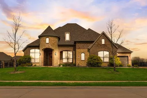 633 Calvin Dr, Heath, TX 75032
