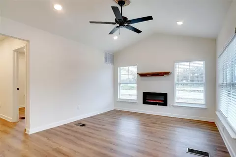 503 E 8th, Kemp, TX 75143 photo 4