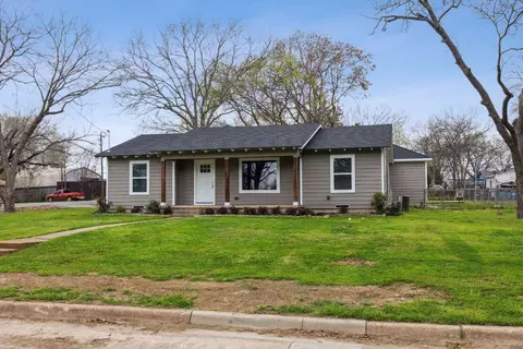 1601 Harrisee St, Terrell, TX 75160
