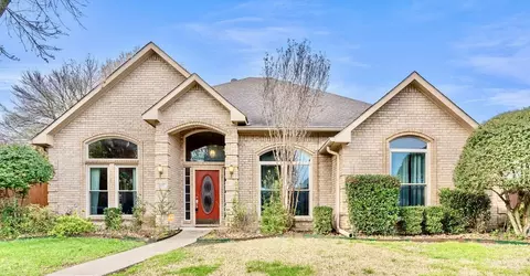 113 Somerset Dr, Garland, TX 75040
