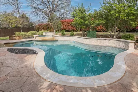913 Gentle Wind Dr, Keller, TX 76248
