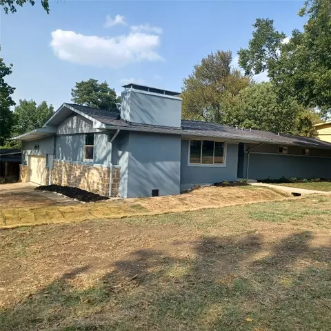 926 9th St, Grand Prairie, TX 75050