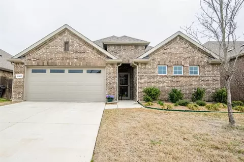 2602 Middleton Rd, Glenn Heights, TX 75154