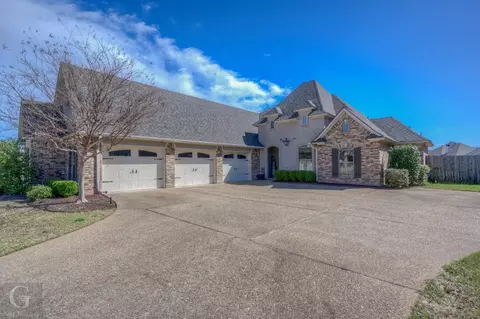 689 Dumaine Dr, Bossier City, LA 71111