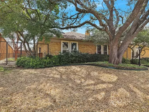 9512 Summerhill Ln, Dallas, TX 75238