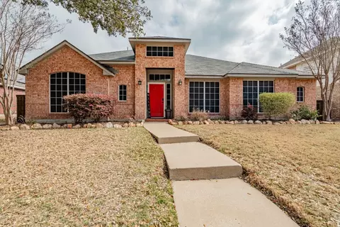 6614 Westover Dr, Rowlett, TX 75089