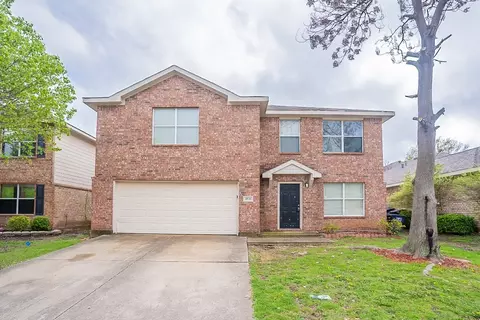 4916 Thorn Hollow Dr, Fort Worth, TX 76244
