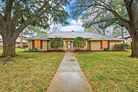 4700 Woodview St, Arlington, TX 76013