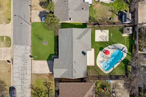 4716 Bonneville Dr, Arlington, TX 76016
