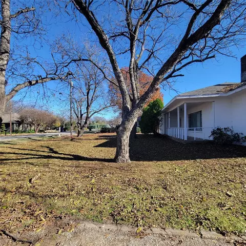 6843 Pecan St, Frisco, TX 75034