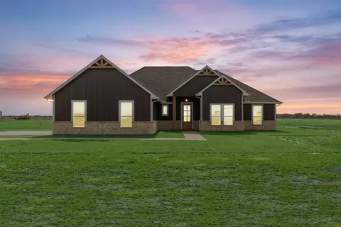 2049 Goodwyn Rd, Avalon, TX 76623