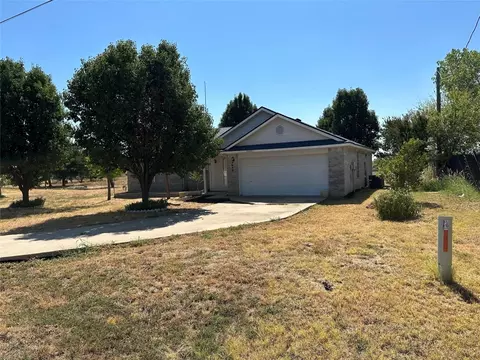 8908 Johns Rd, Alvarado, TX 76009